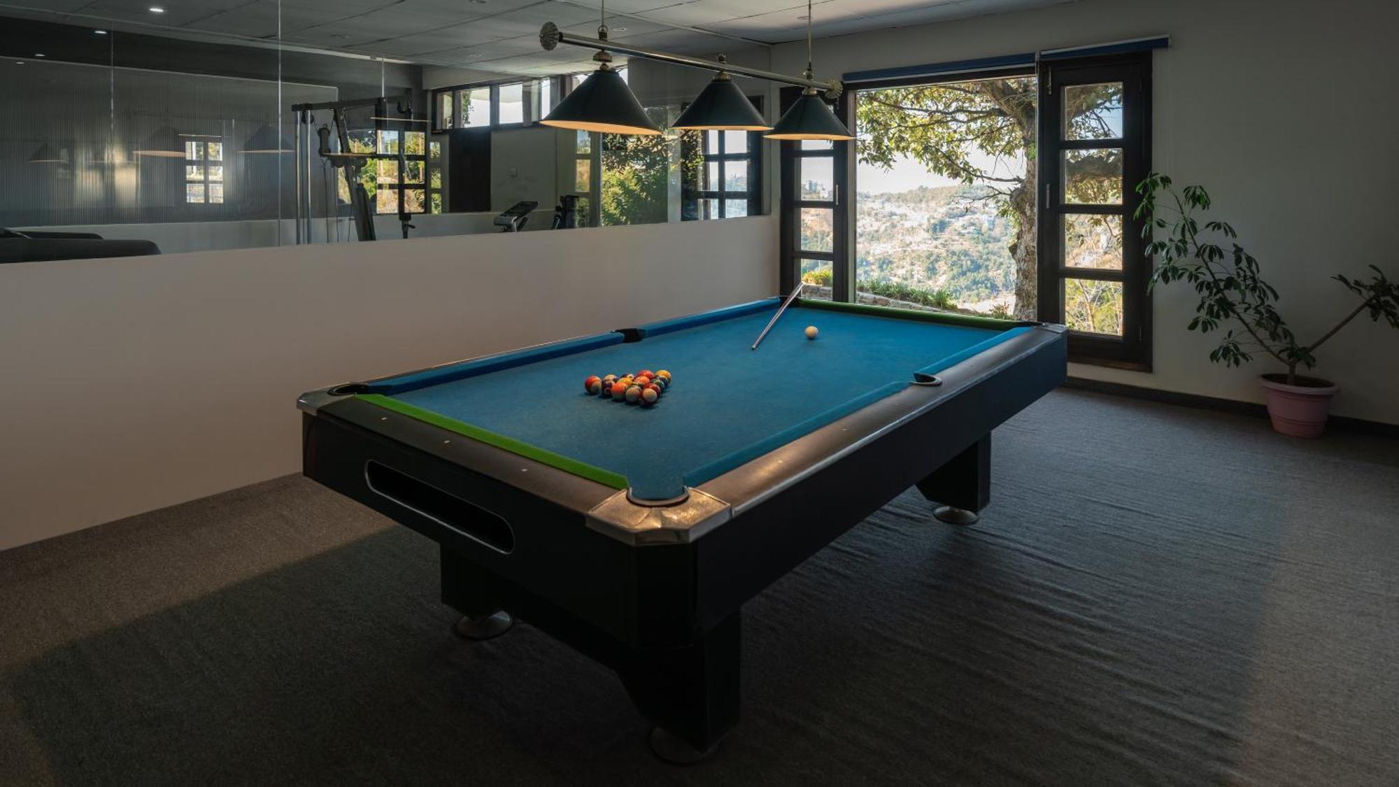 Woodsmoke Retreat Hotel Shimla Exterior photo